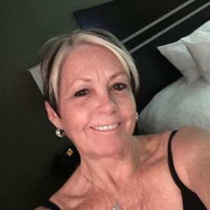 Meet your Posher, Diane